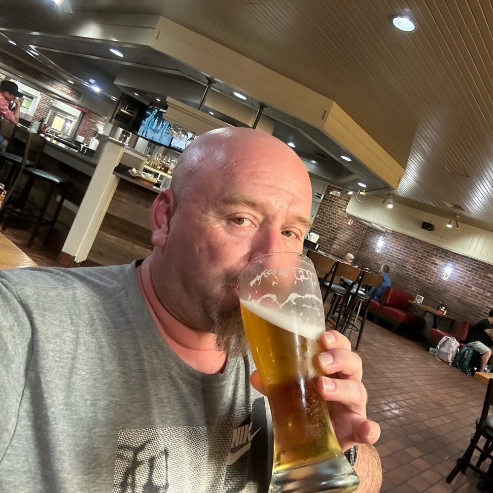 Meet your Posher, Felipe